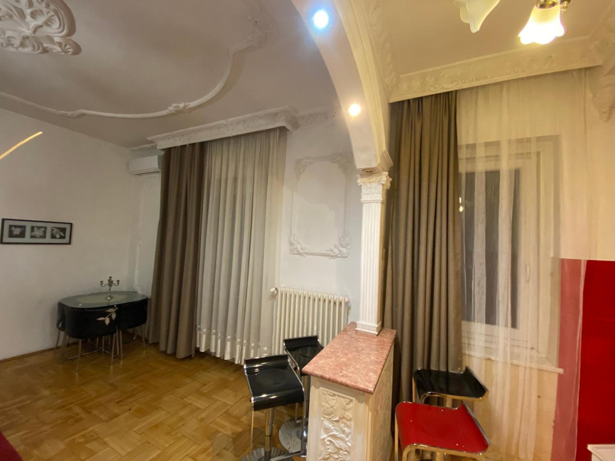 Apartment With Balcony And Ac Next To Danube Budapest Exterior photo