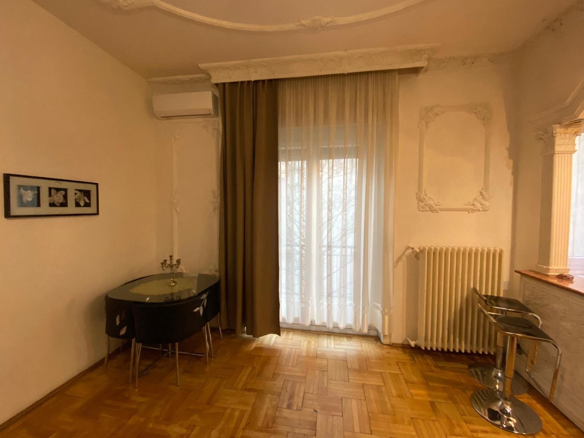 Apartment With Balcony And Ac Next To Danube Budapest Exterior photo